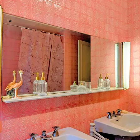 Sina Bed and breakfast 3*